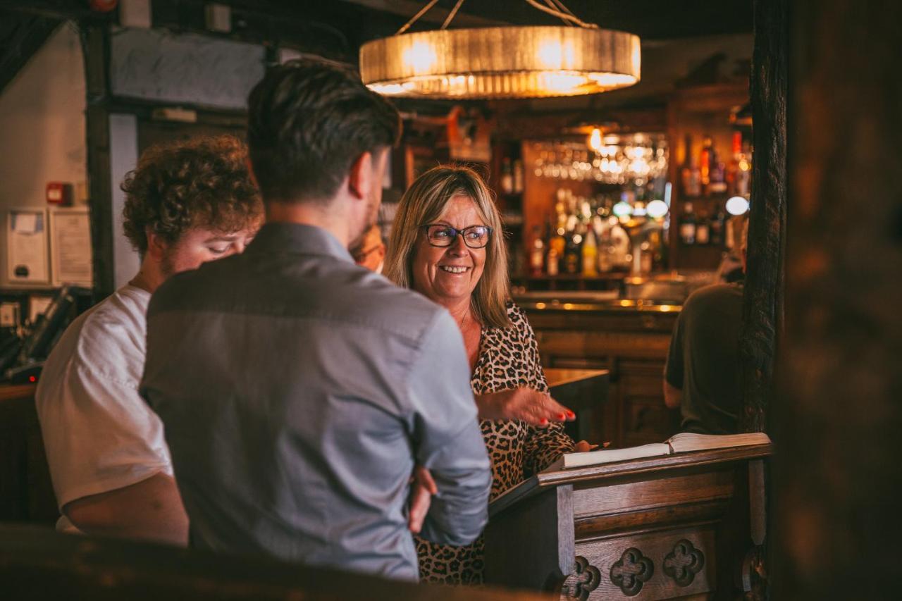 Rose & Crown Inn Knutsford Exterior foto